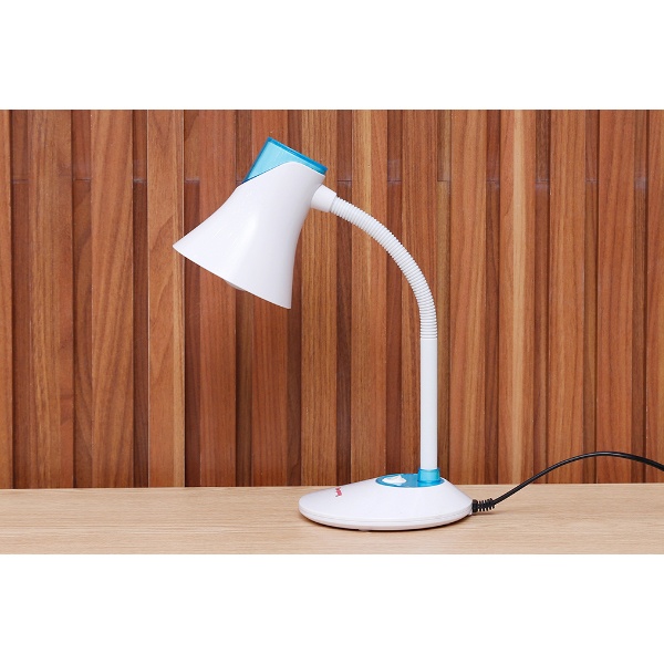 Đèn Bàn Học Điện Quang DKL15